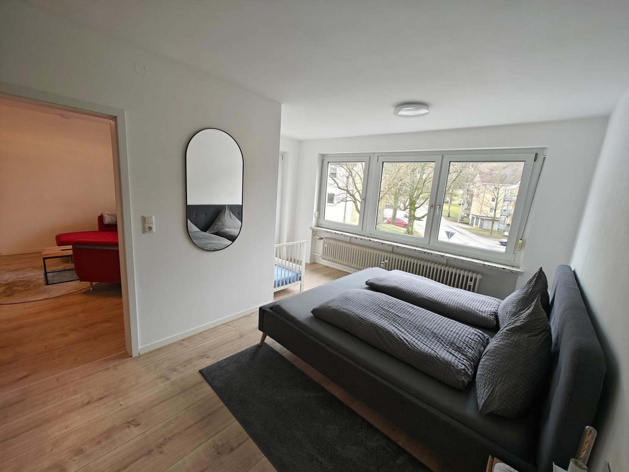 Ferienwohnung "Sorgenfrei" In Coburg ! - Im Eg Mit Privatparkplatz & Balkon 외부 사진
